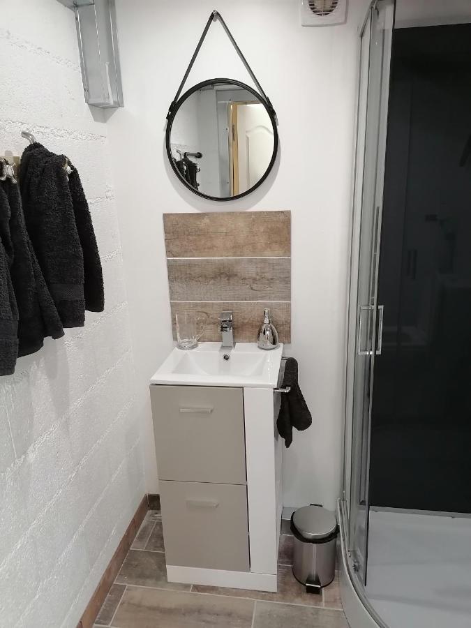 Best Price #2 "L'Atelier" X5 People Apartman Orchamps-Vennes Kültér fotó